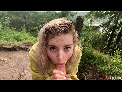 ❤️ Girl swallows cum sawise bukkake umum - Eva Elfi ❤️ Video jancok ing kita